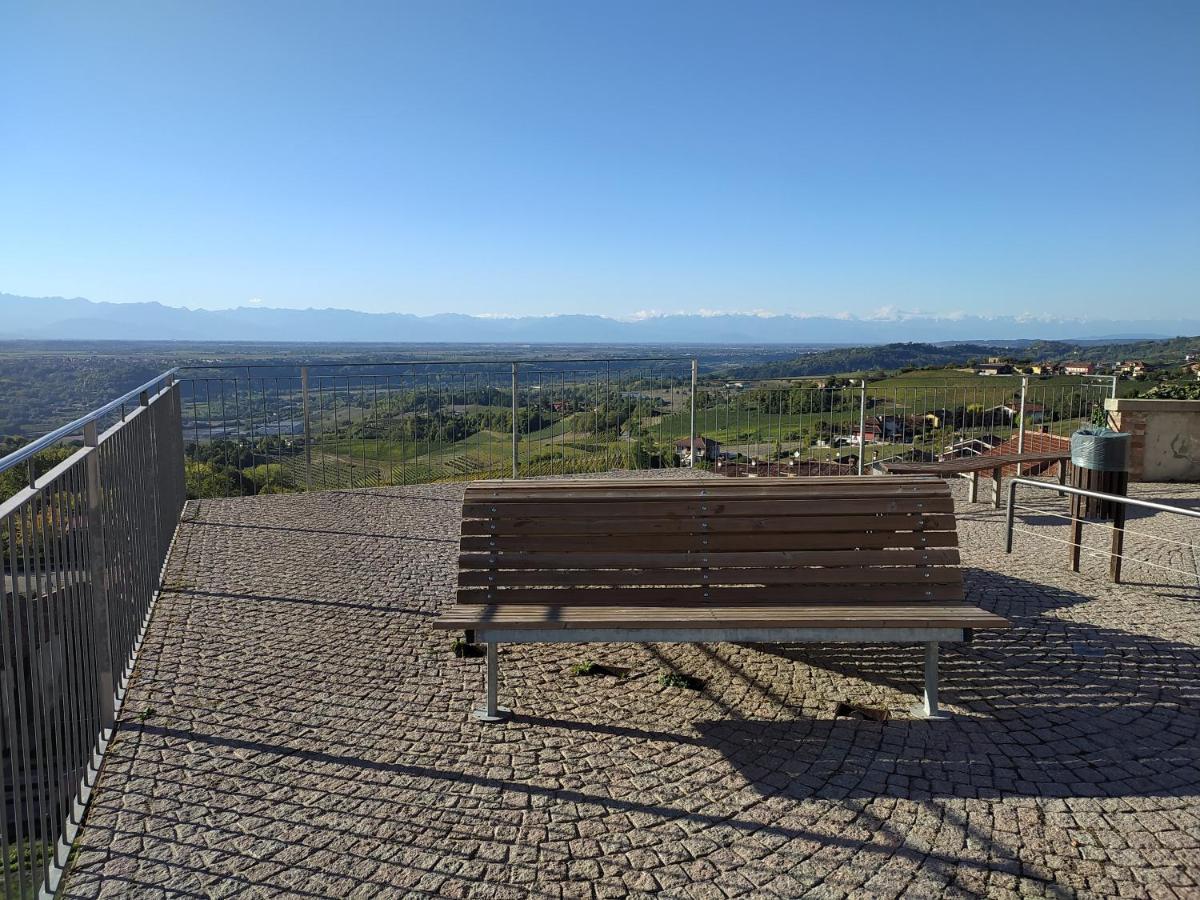 Casa Mantel Holiday Home Panoramic View In Langhe Novello Εξωτερικό φωτογραφία