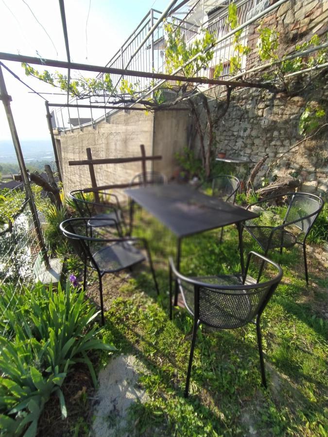Casa Mantel Holiday Home Panoramic View In Langhe Novello Εξωτερικό φωτογραφία