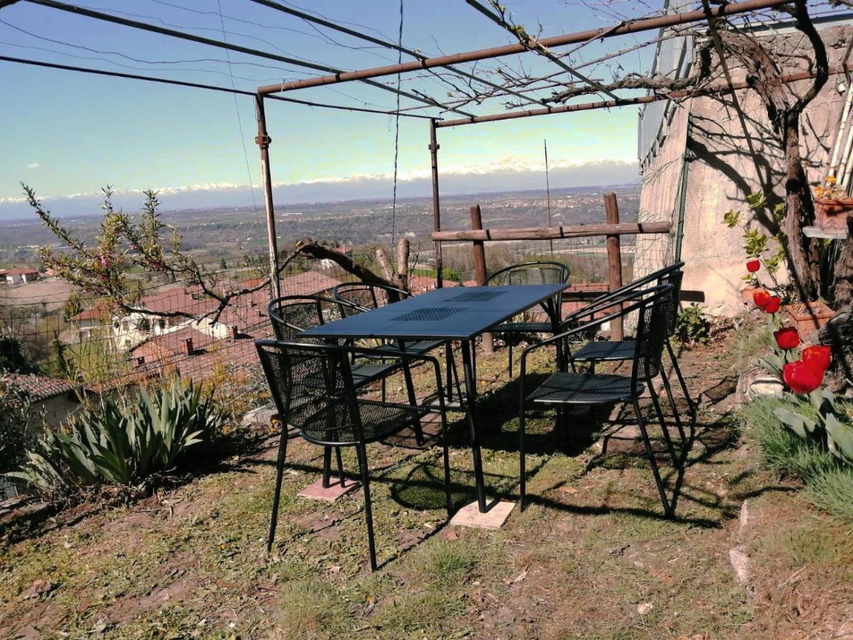 Casa Mantel Holiday Home Panoramic View In Langhe Novello Εξωτερικό φωτογραφία